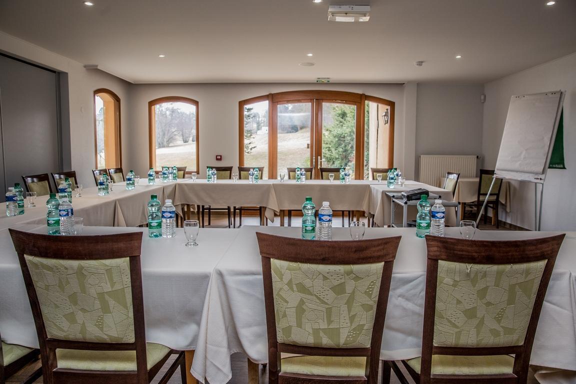 L'Ancolie "Chalet Du Lac" Hotel Cruseilles Kültér fotó